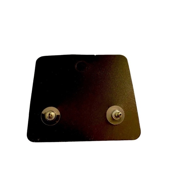 ⭐️2/$30 ⭐️3/$40⭐️ 
Brand New Banana Republic Rhinestone Stud Earrings - Picture 4 of 4